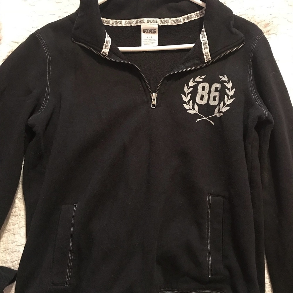 PINK Victoria’s Secret sweatshirt quarter zip